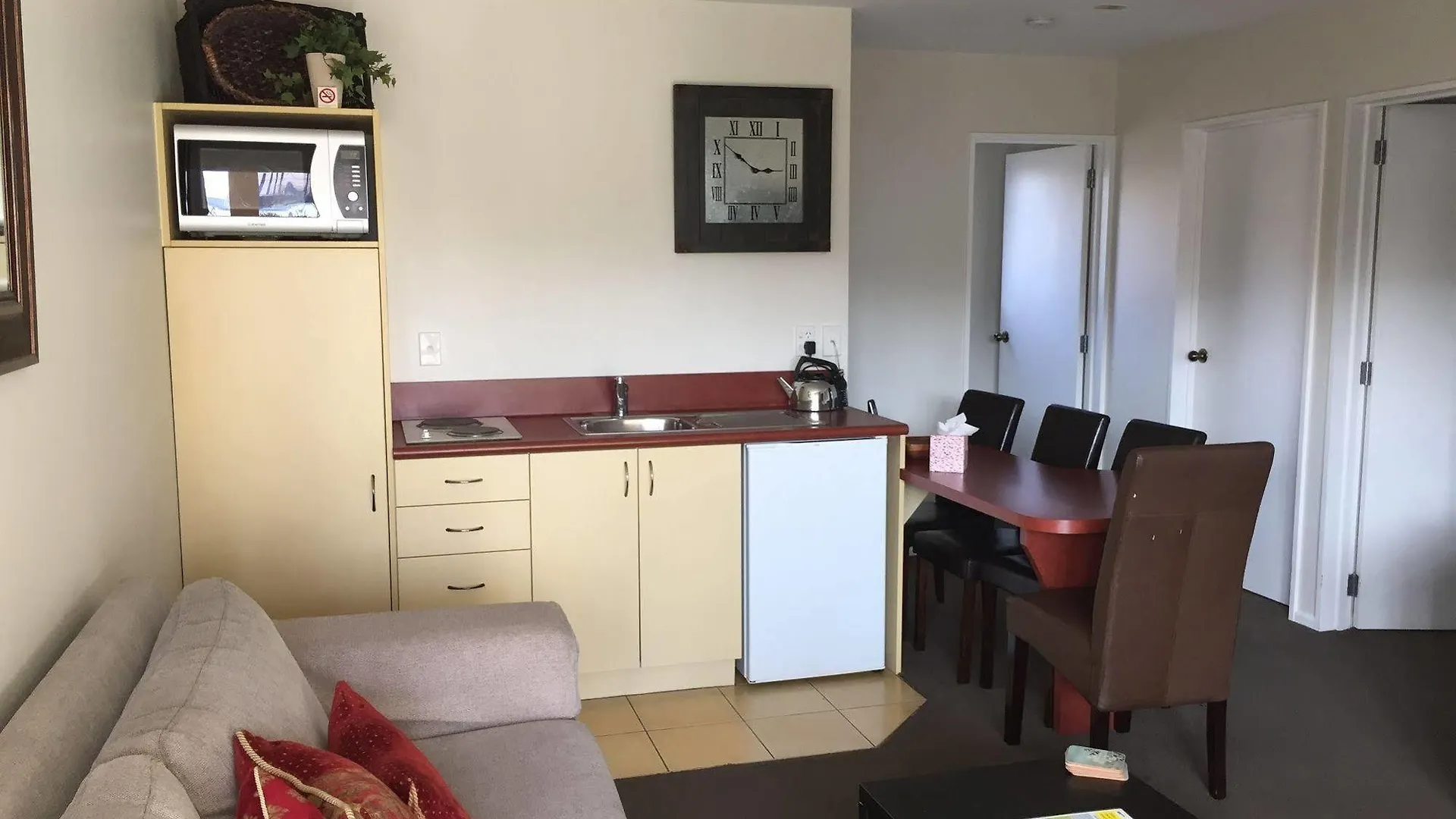 Tuscana Motor Lodge Christchurch 4*,
